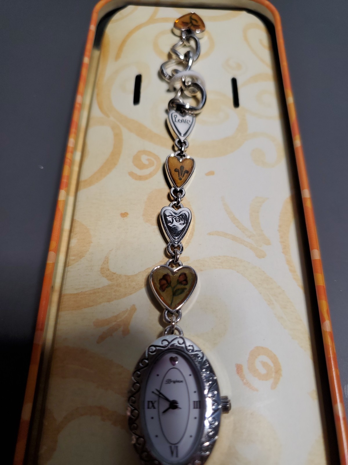 Brighton Picadilly Heart Watch 8 Charms In Wristband Multi-Color Hearts – NEW