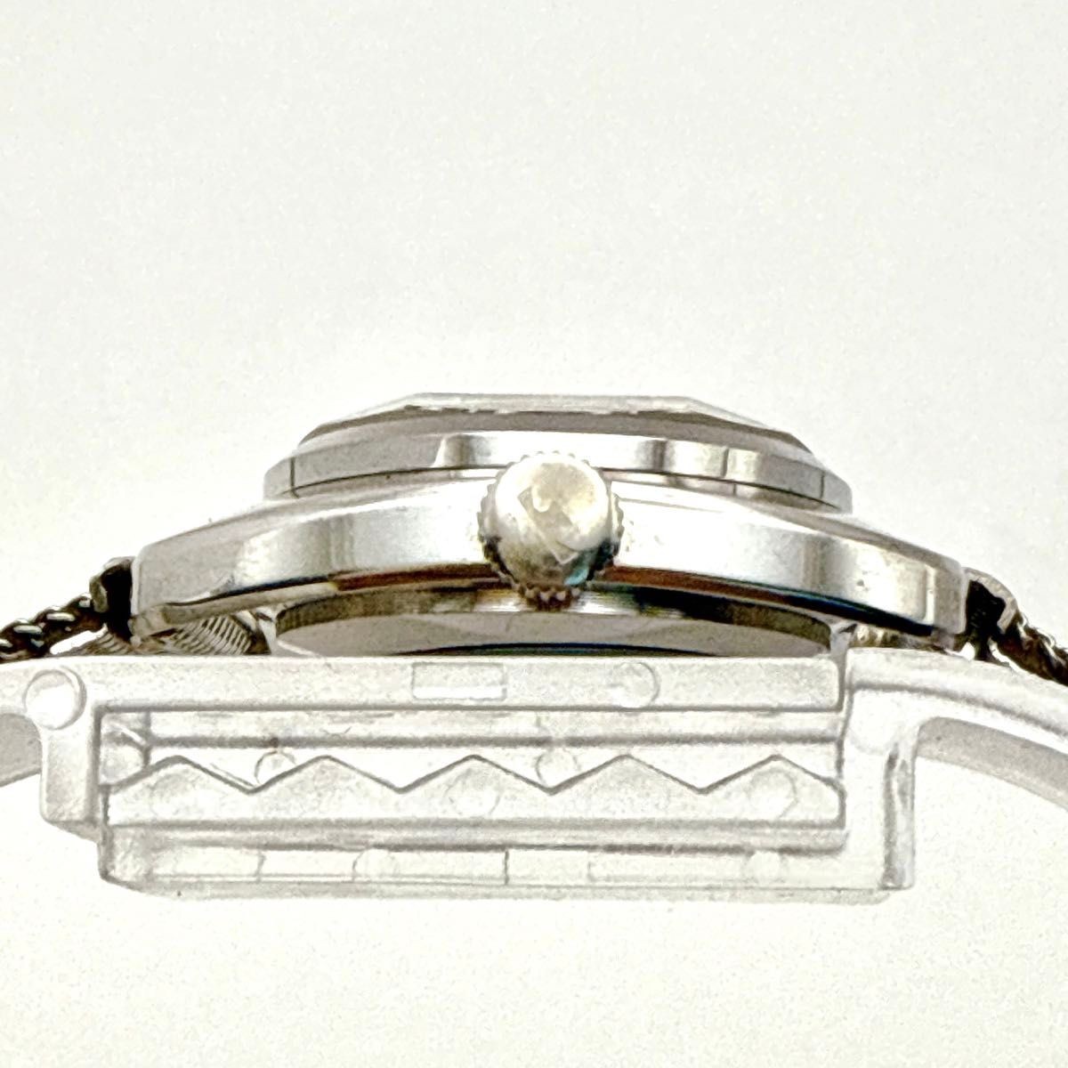A109 Working Excellent Condition Antique TECHNOS Starlady Tonneau Case Cut Glass