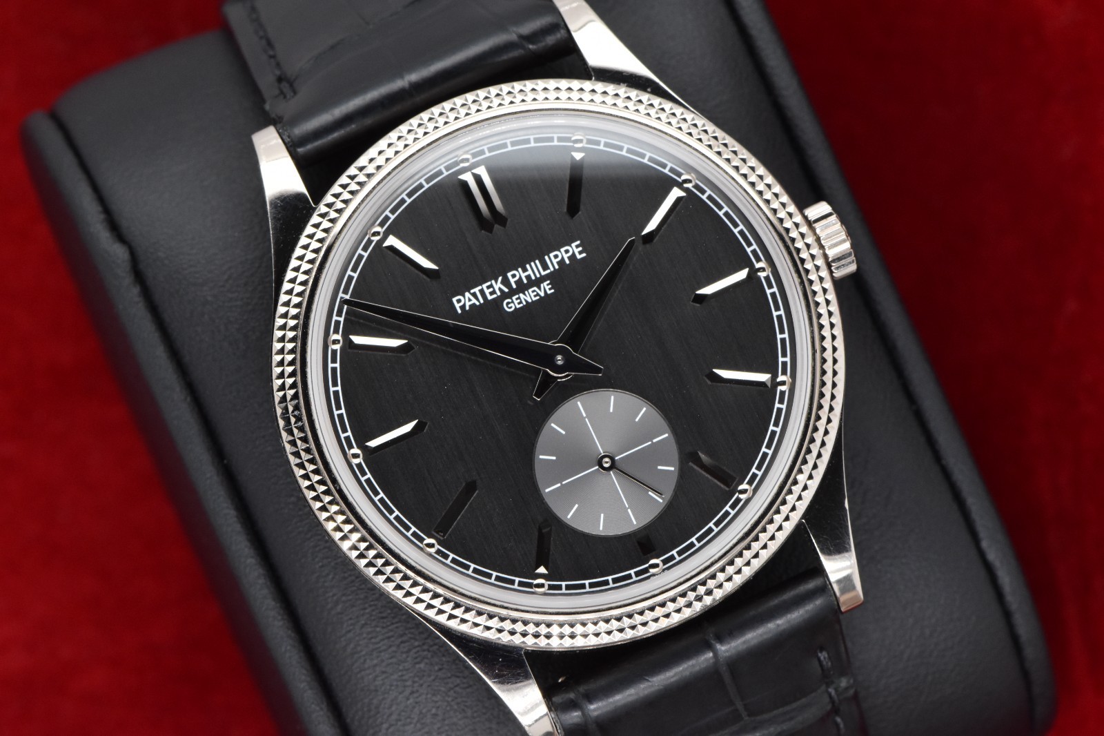 2022 Patek Philippe Calatrava 18K White Gold 39mm Grey Anthracite Dial 6119G B&P
