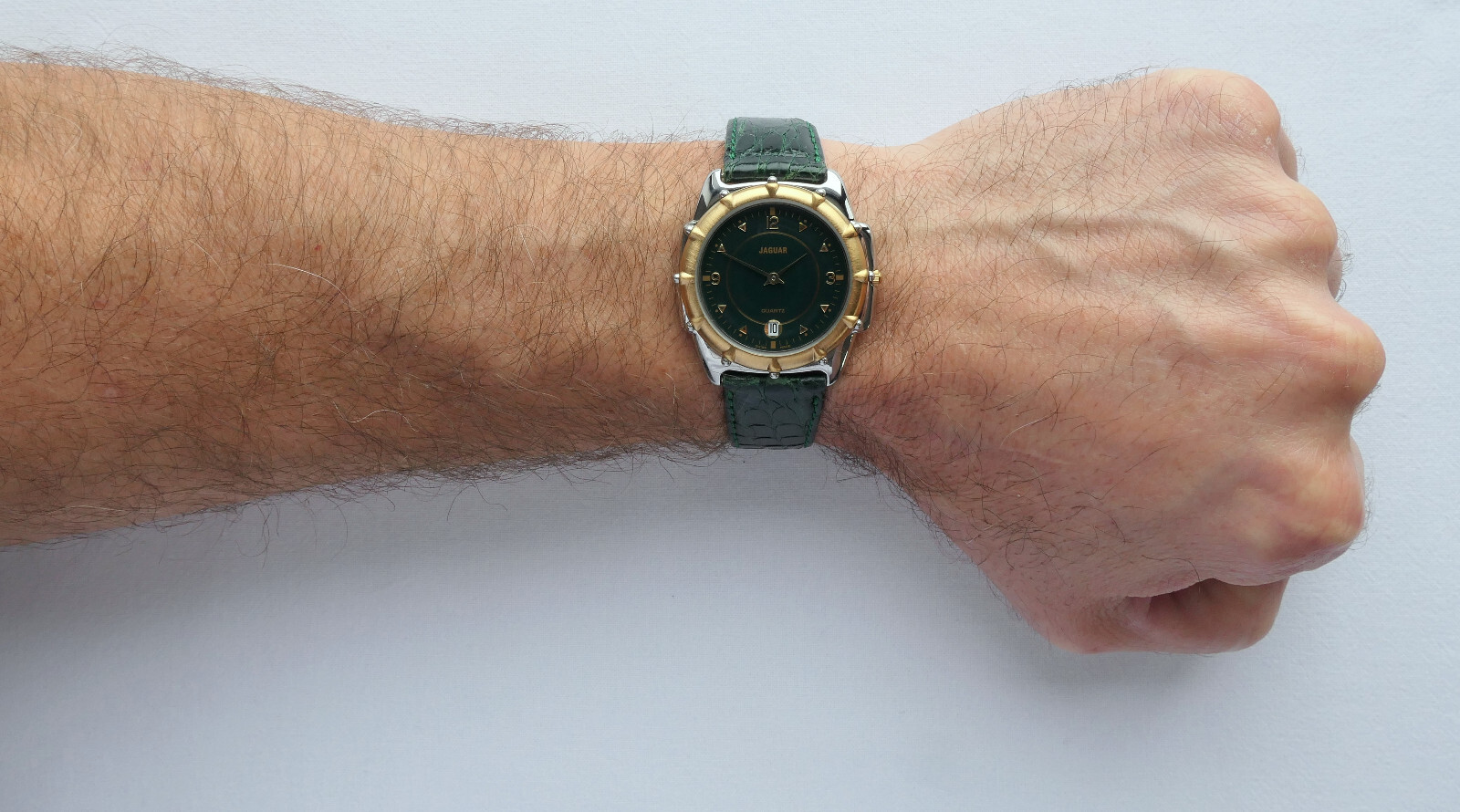 Jaguar Classic Coupe Car Accessory British Racing Green Swiss Made Luxury Watch