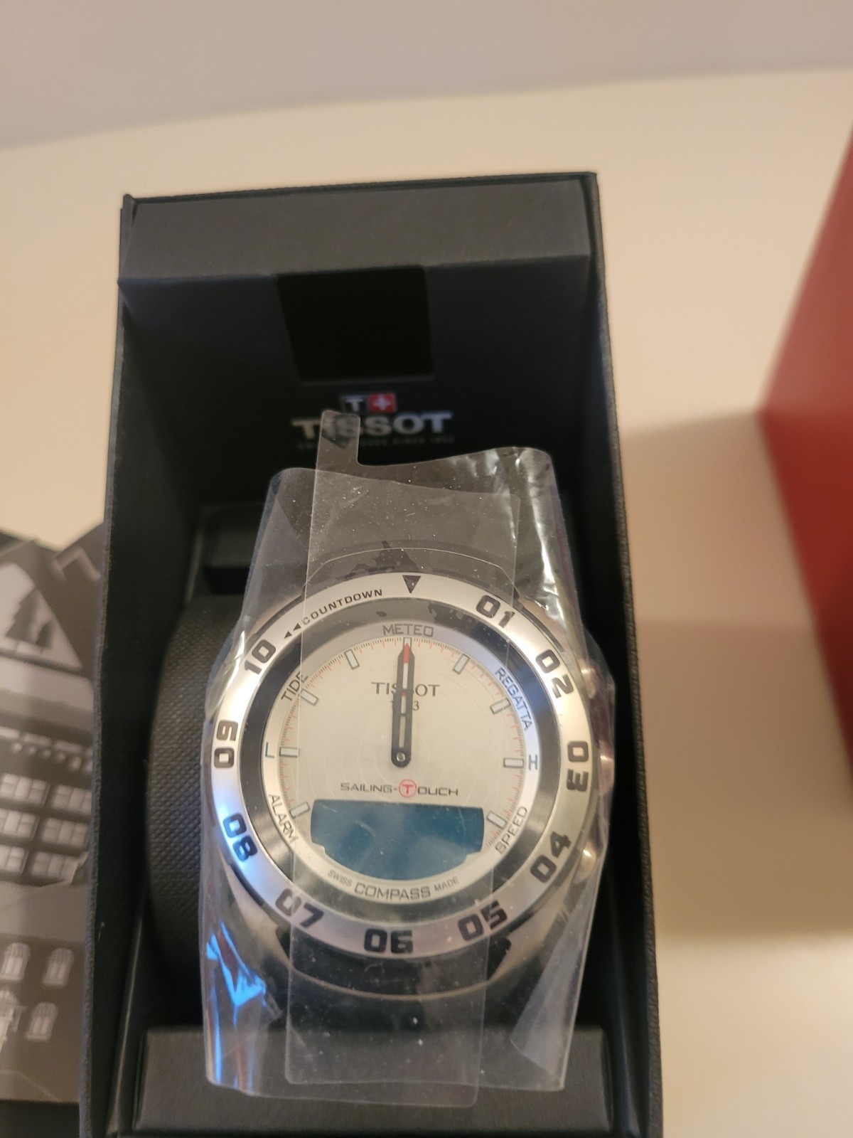Tissot Sailing Touch Analog Men’s Wristwatch T0564202703100 new T056.42027031.00