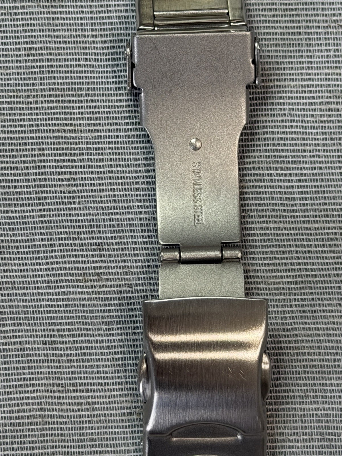 Fossil Blue Quartz Analog Watch Stainless 40mm 100m Silver/Blue w/Tin 00269-1a