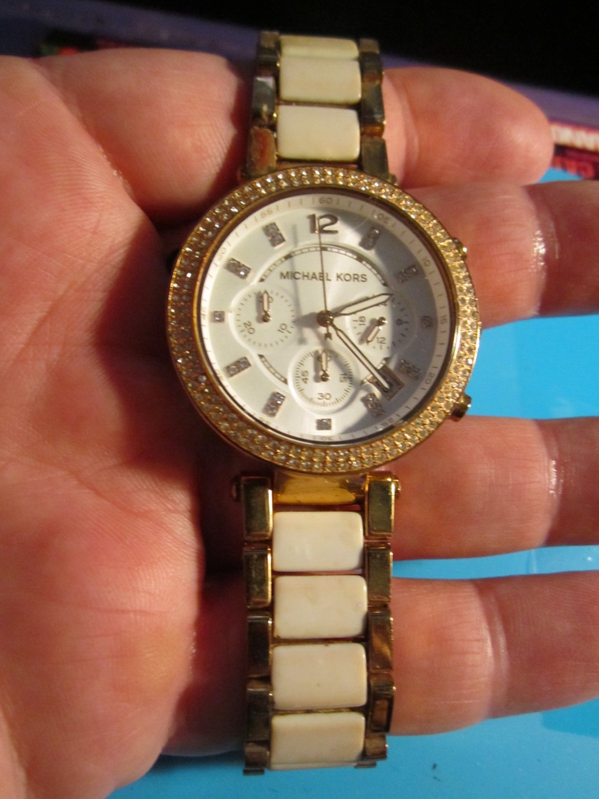 LADIES’ MICHAEL KORS WATCH MK-5774 RUNS GREAT ROSE GOLD TONE 6 1/2″ – GW-22B