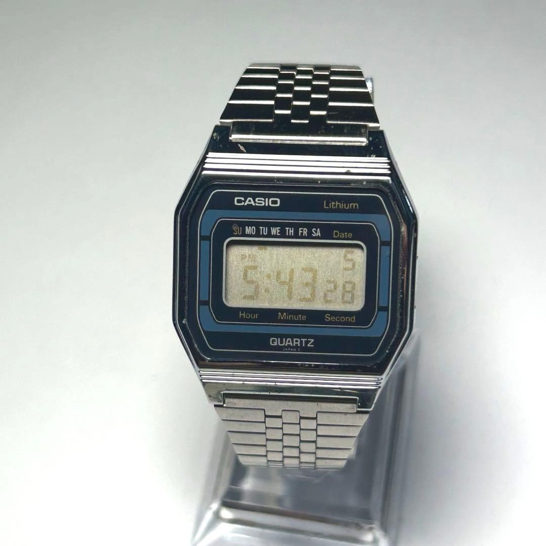 CASIO B817 80s “Old Cheap” Blue Vintage