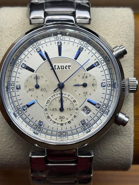 Stauer Stainless Men’s Quartz chronograph Ref 40744 works