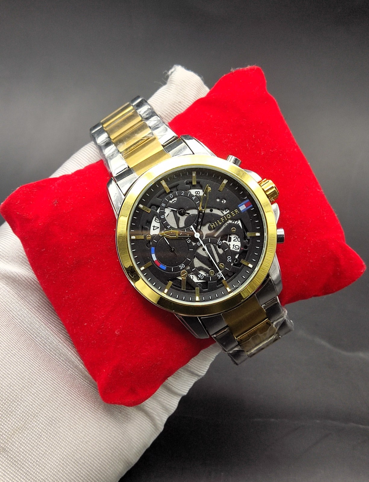 #Refurbished Amazing Tommy Hilfiger Black Dial Date Indicator Men’s Wrist Watch