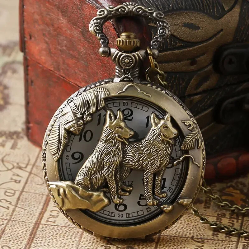 Classic Vintage Pocket Watch Bronze Wolf Hollow Quartz Fob Pocket Watch Unique