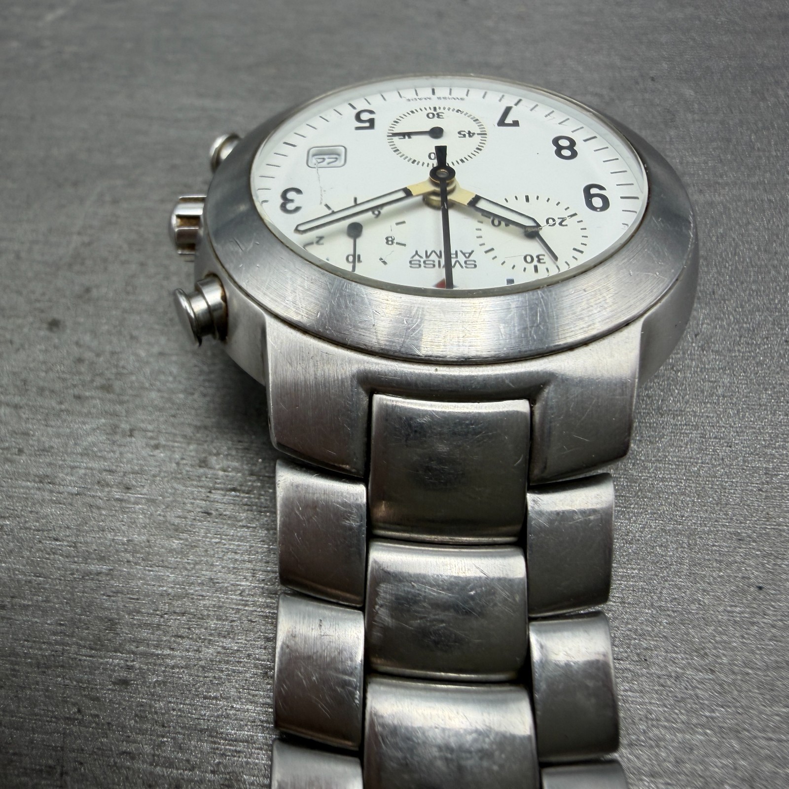 Victorinox Swiss Army Maverick chronograph Watch Men 42mm White Dial Steel READ