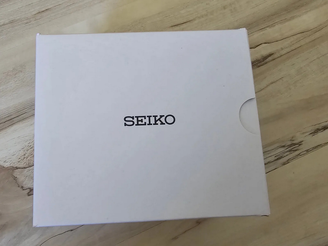 Seiko Spirit Chronograph Silver Dial Stainless Steel Men’s Watch SBTR009