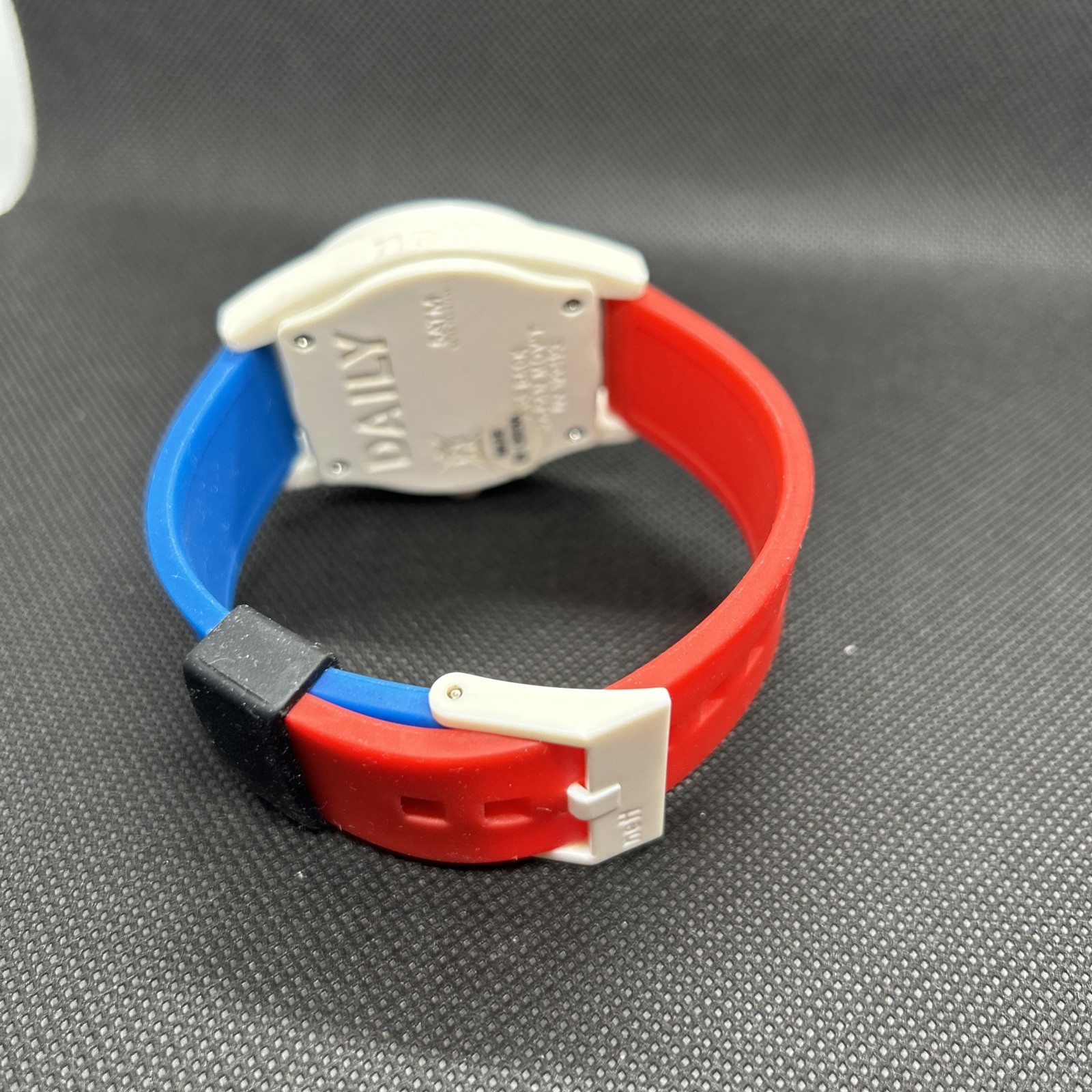NEFF Smiley Face Quartz Watch Red White Blue Silicone Strap New Battery Working