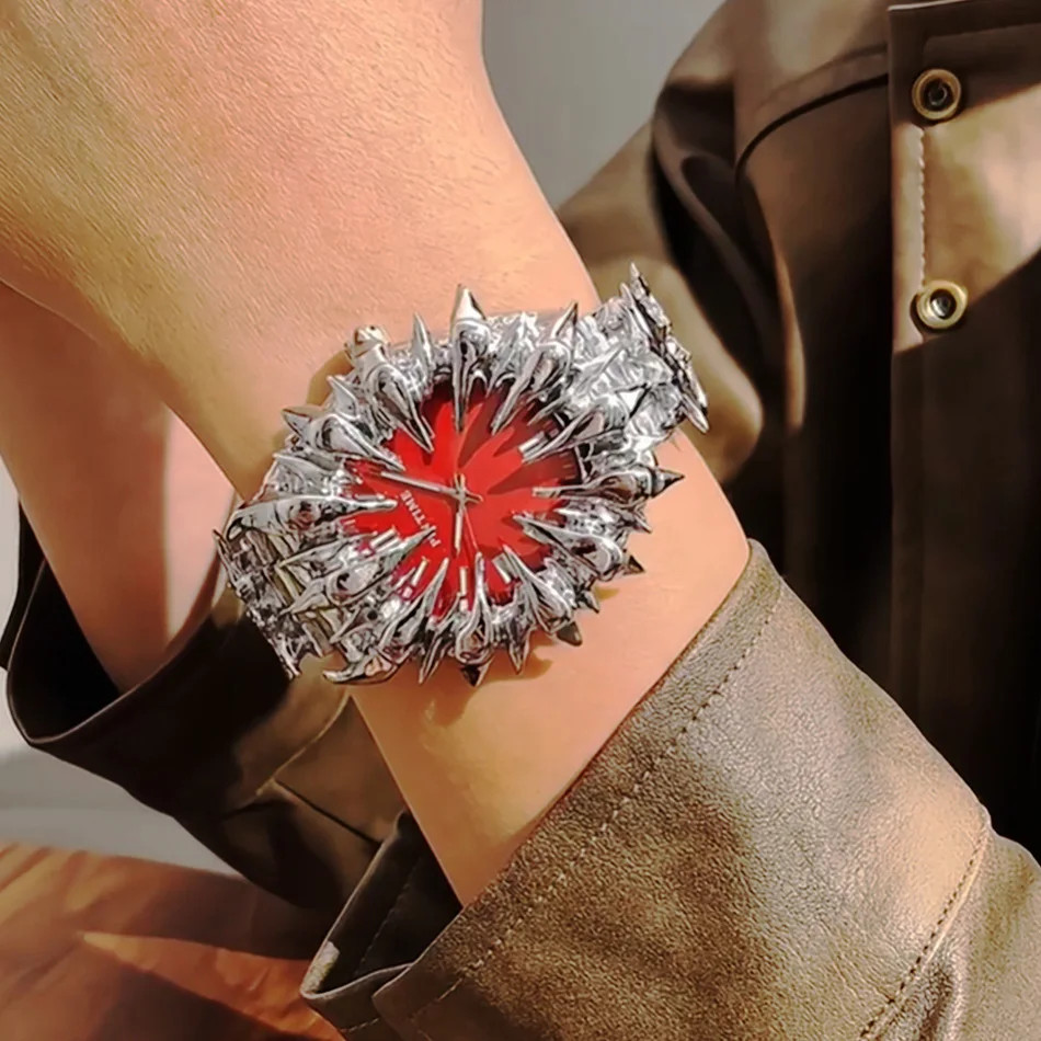 Special-shaped Lightning Dragon Spike Watch – Y2K Heavy Industry Quartz