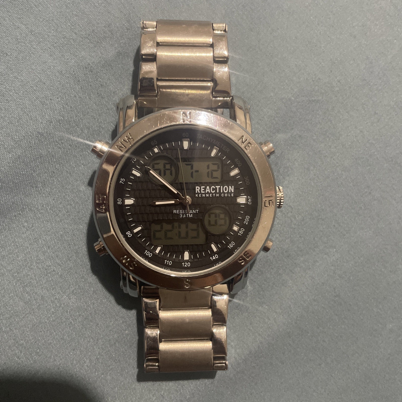 Kenneth Cole Reaction Watch rkc0217001. WORKING BATTERY