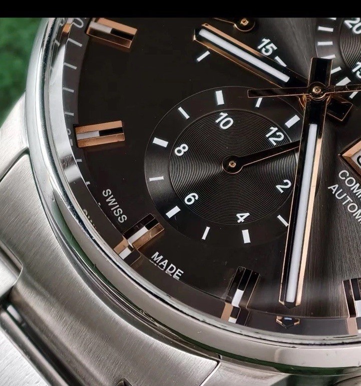 MIDO Commander II Chronograph Day/Date Gray Sunburst Dial M016.414.11.061.00