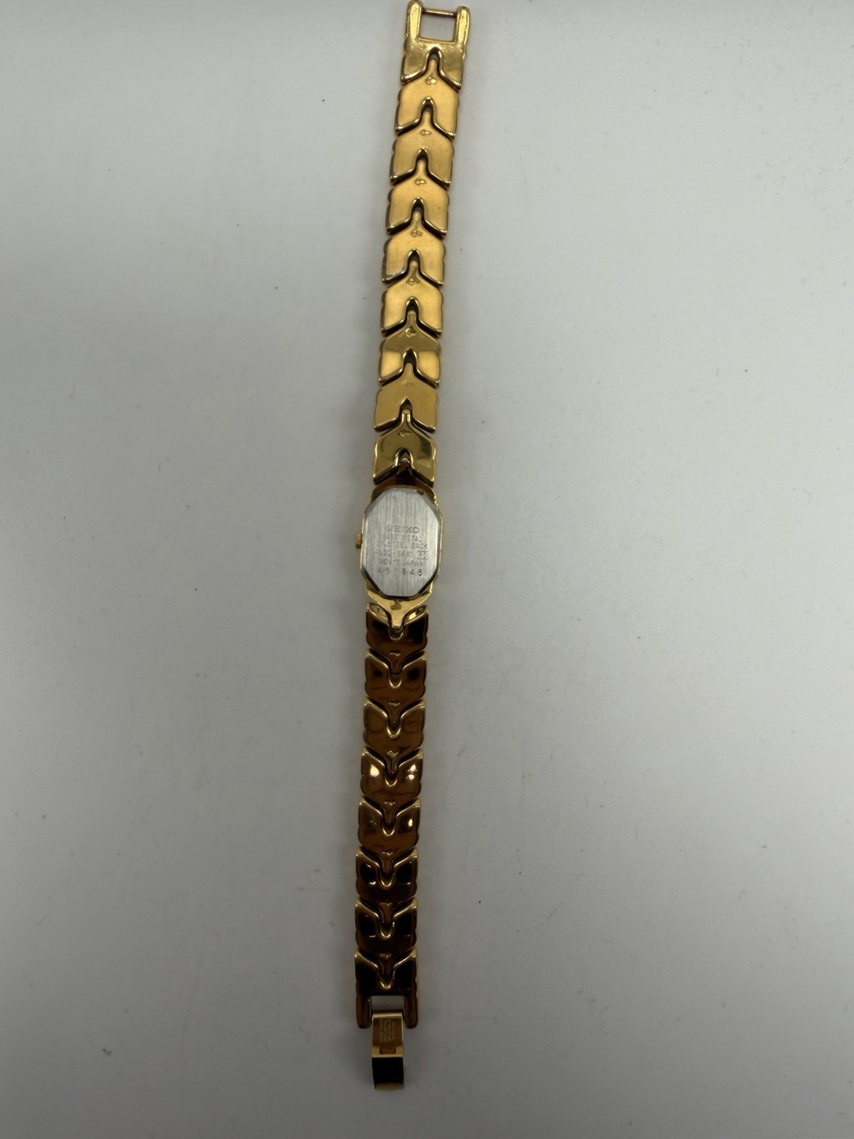 Seiko 4N00-6481 Vintage New Battery Ladies Watch 15MM 7″ Green Dial
