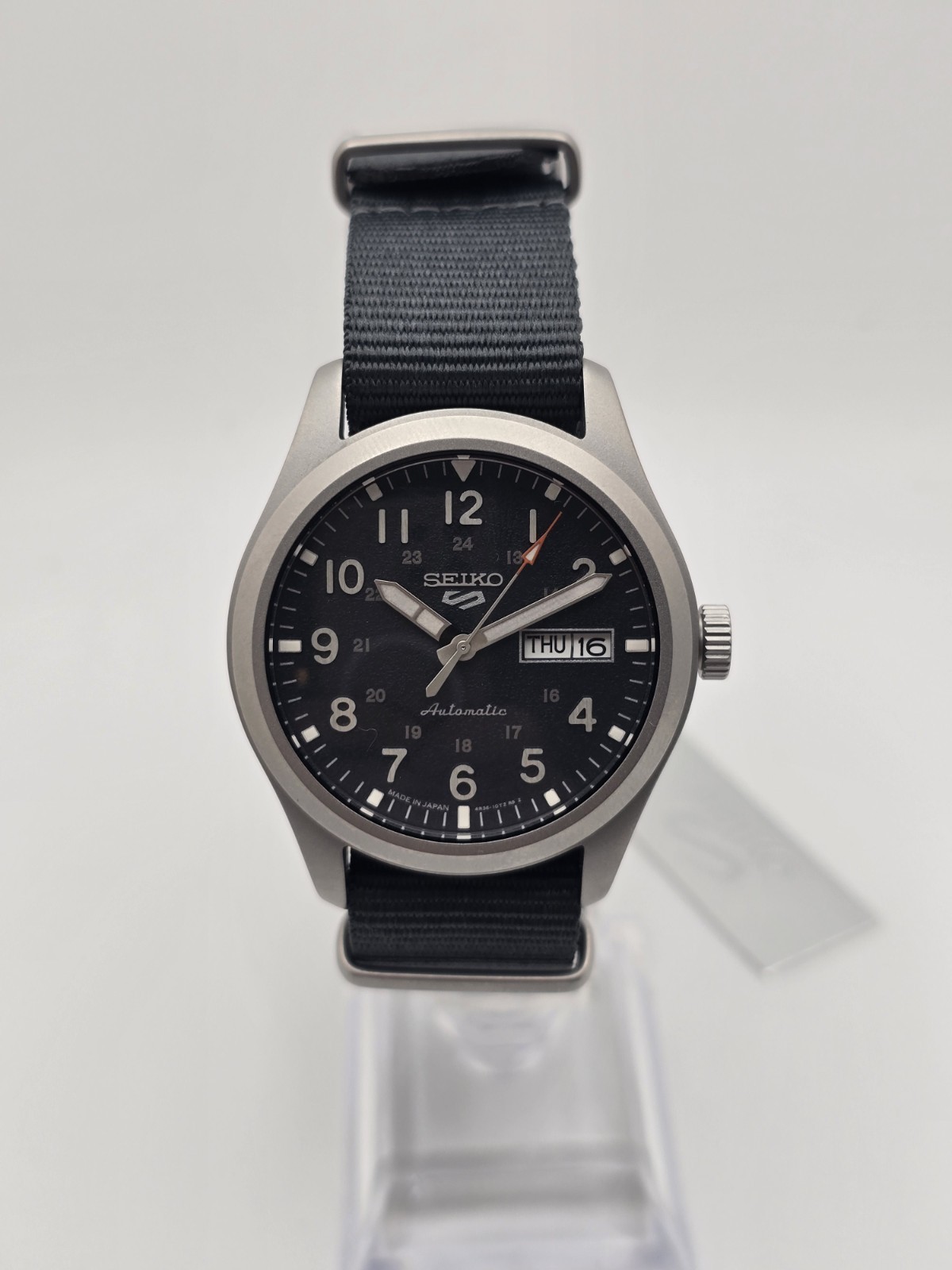 Seiko 5 Sports SRPG31K1 Mid-Size 39.4mm Automatic Blue-Gray Dial NATO Strap
