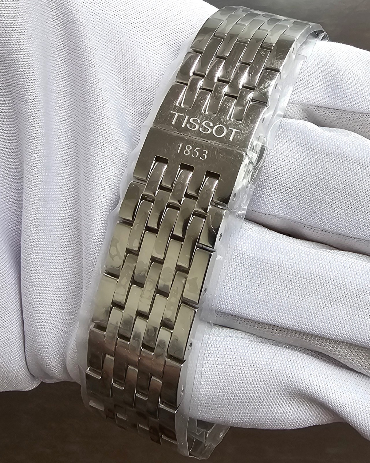 Tissot Le Locle Automatic 39.3mm Green Dial SS Men’s Watch T006.407.11.093.00