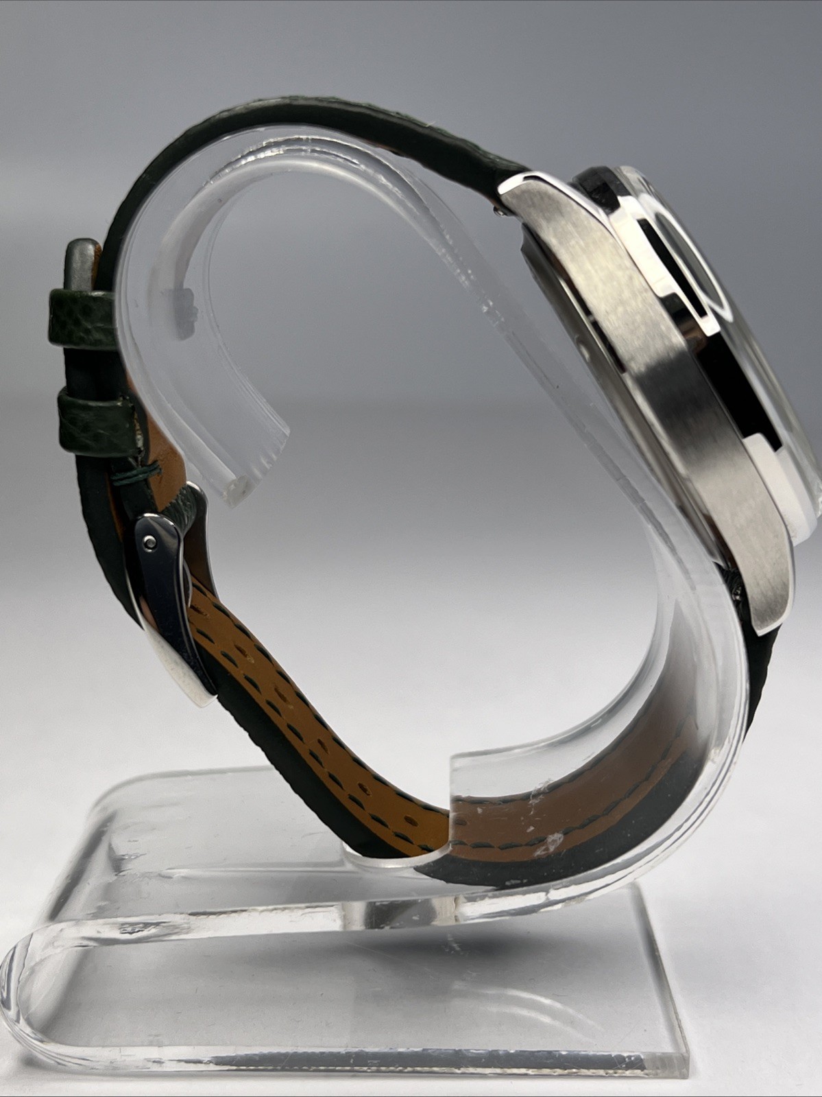 Studio Underdog Guacamole Chronograph 38.5mm Steel Mechanical Wind Watch + B & P