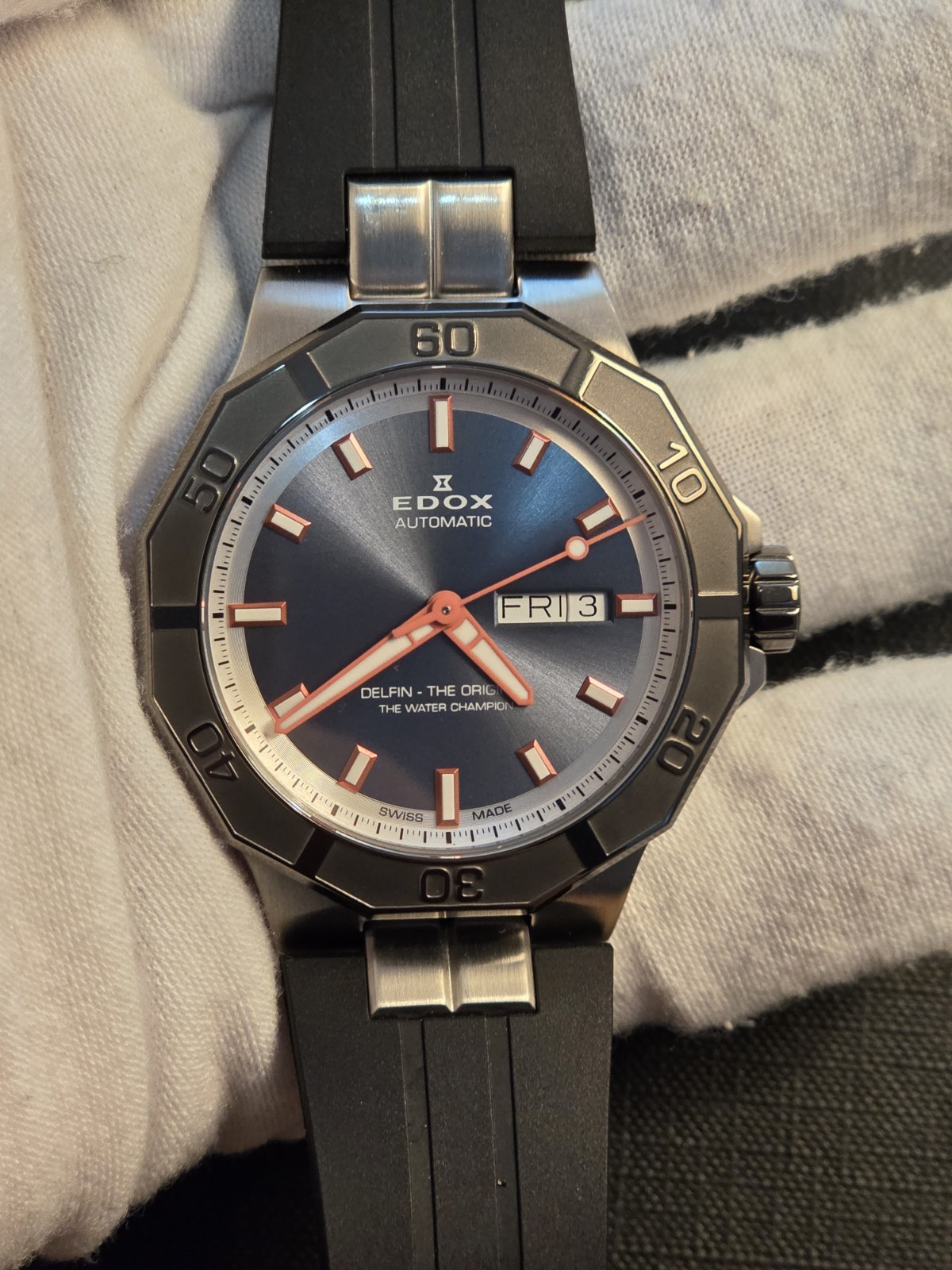 Edox Delfin Automatic 43mm Blue Sunburst Dial