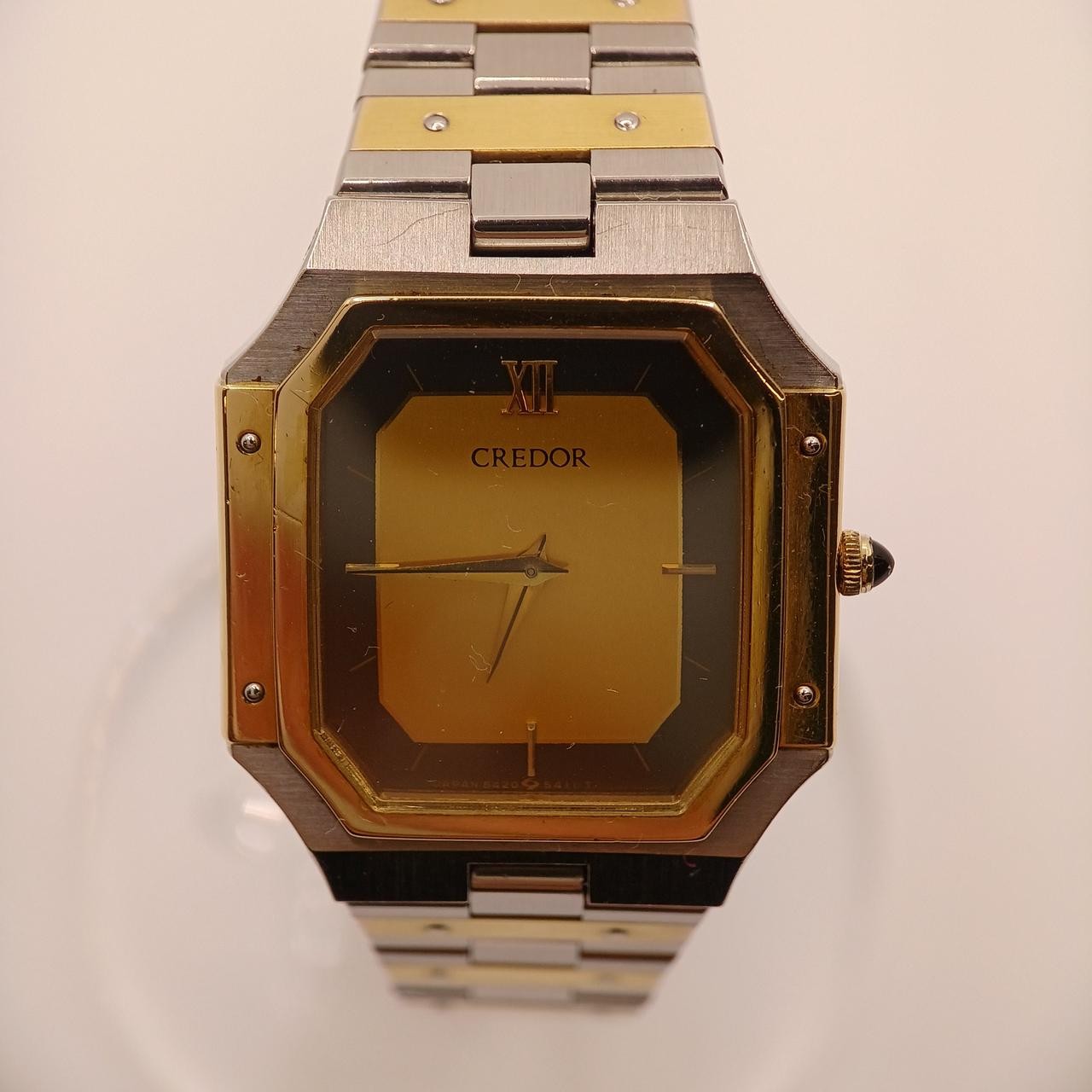 14KT 18KT Quartz Model Number 8420 5360 SEIKO CREDOR