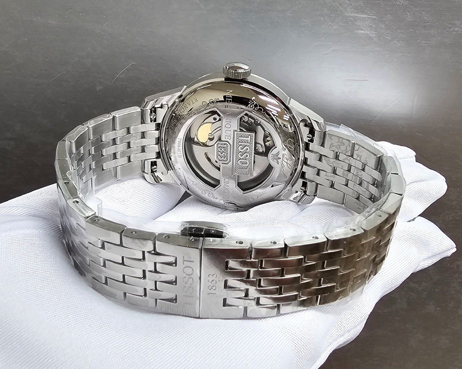 Tissot Le Locle Automatic 39.3mm Green Dial SS Men’s Watch T006.407.11.093.00