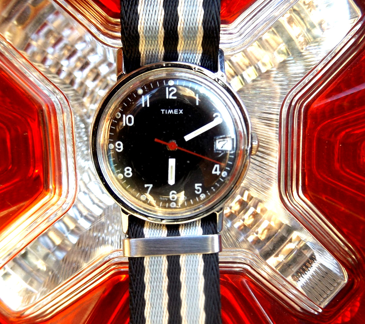 VTG TIMEX 36 mm NEW NATO STRAP RUNS GREAT BIG WRIST