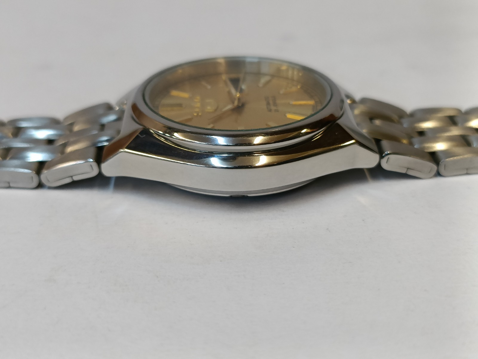 VINTAGE SEIKO 5 21J AUTOMATIC GOLD DIAL 4227-00J0 JAPAN UNISEX ADULT WORKING
