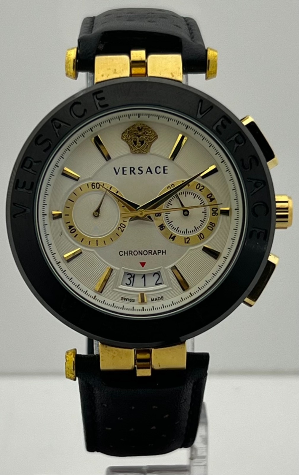Precious Men’s Versace V-Racer Chronograph White Dial Date Working Wristwatch