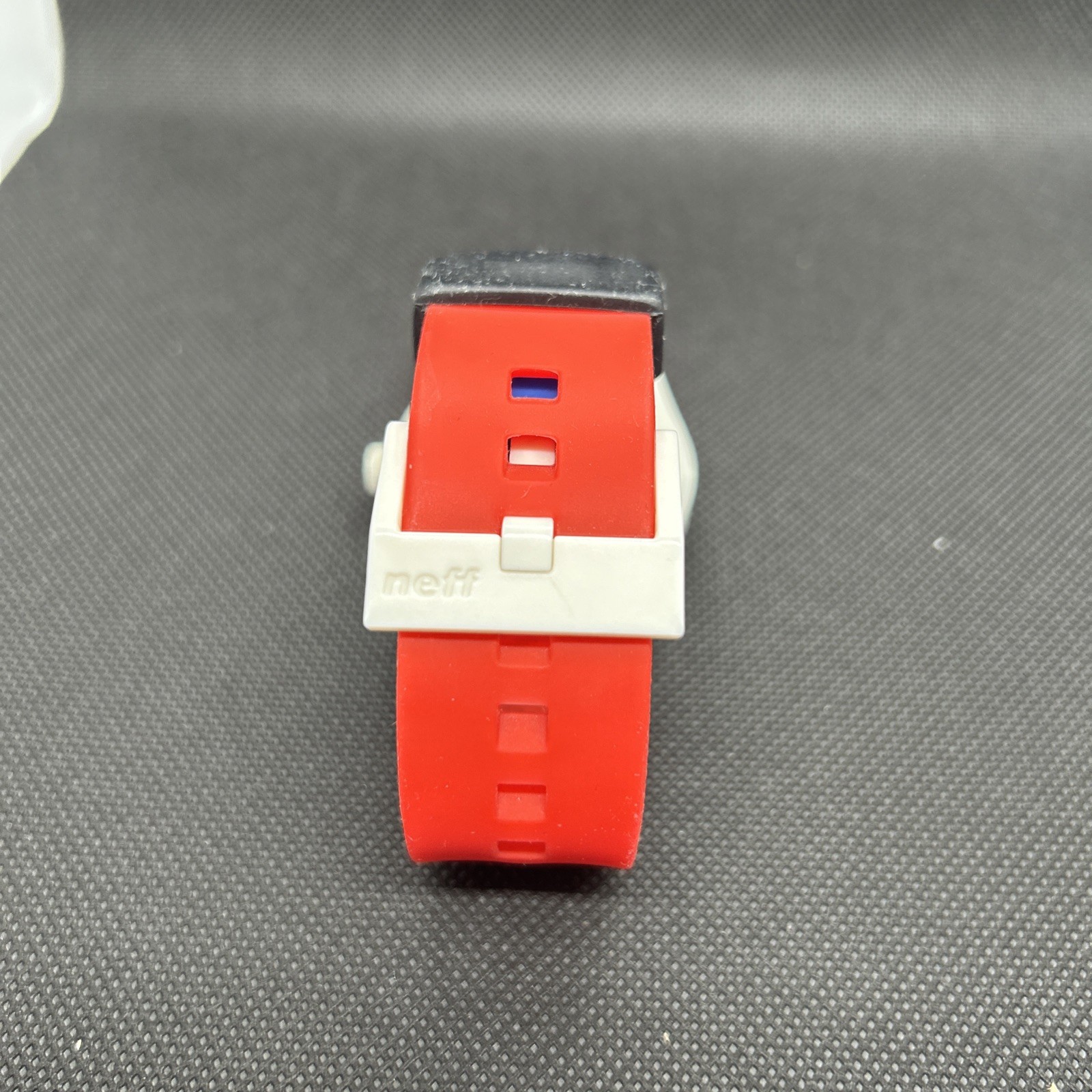 NEFF Smiley Face Quartz Watch Red White Blue Silicone Strap New Battery Working