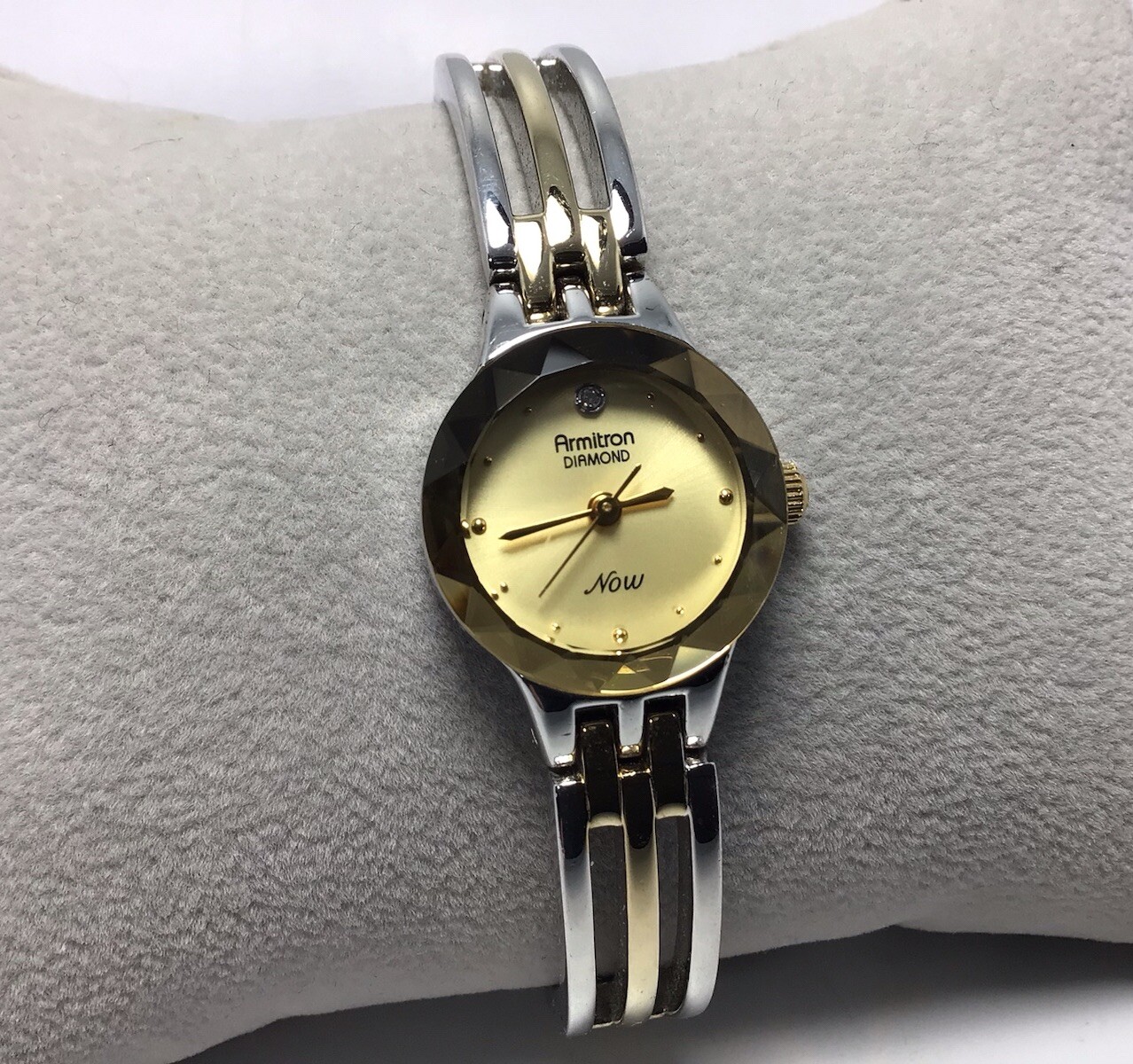 Amitron Diamond Women’s Watch