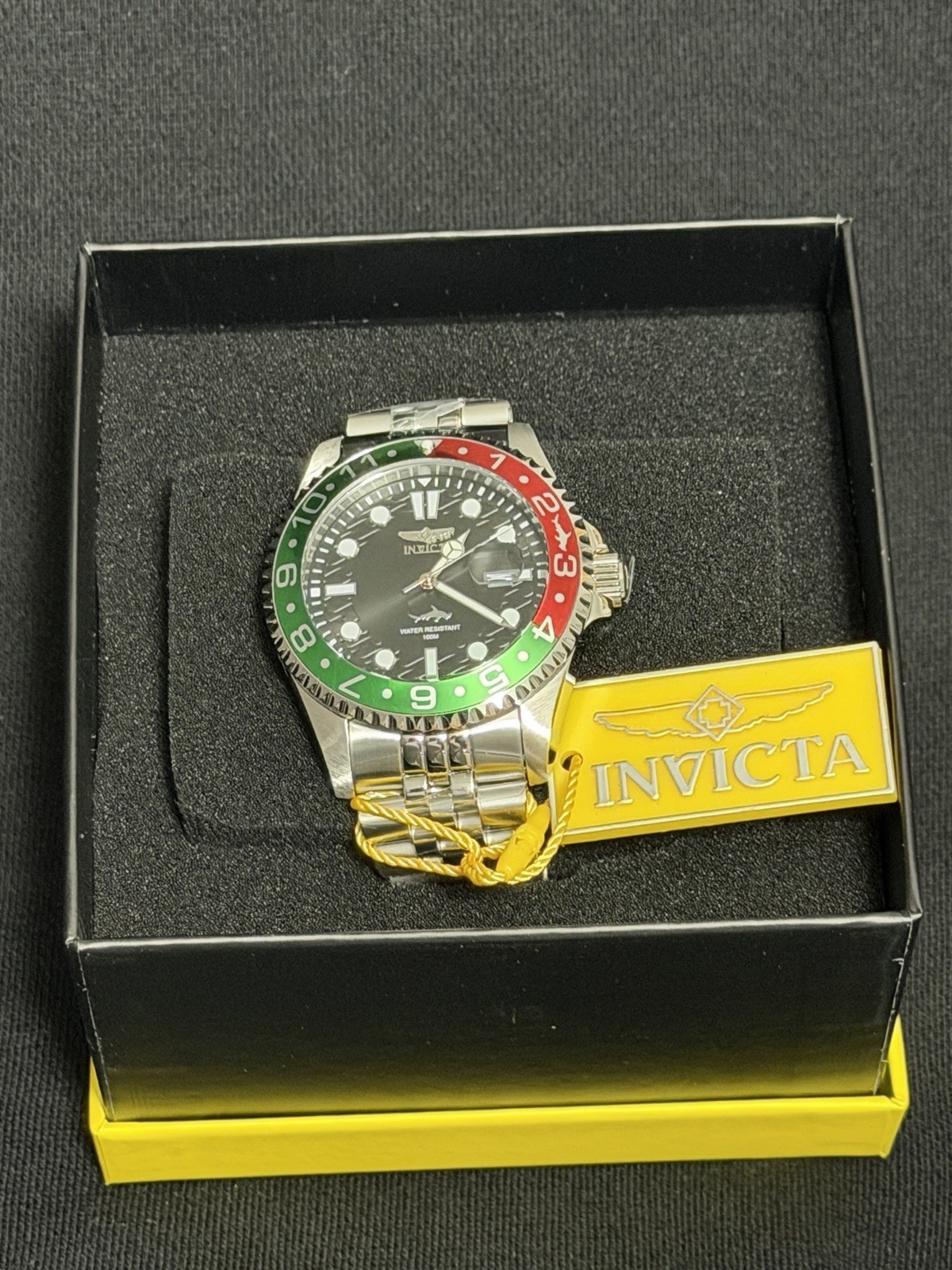 NEW Invicta Men’s Pro Diver Black Dial Red/Green Bezel Watch w/ Steel Band 36851
