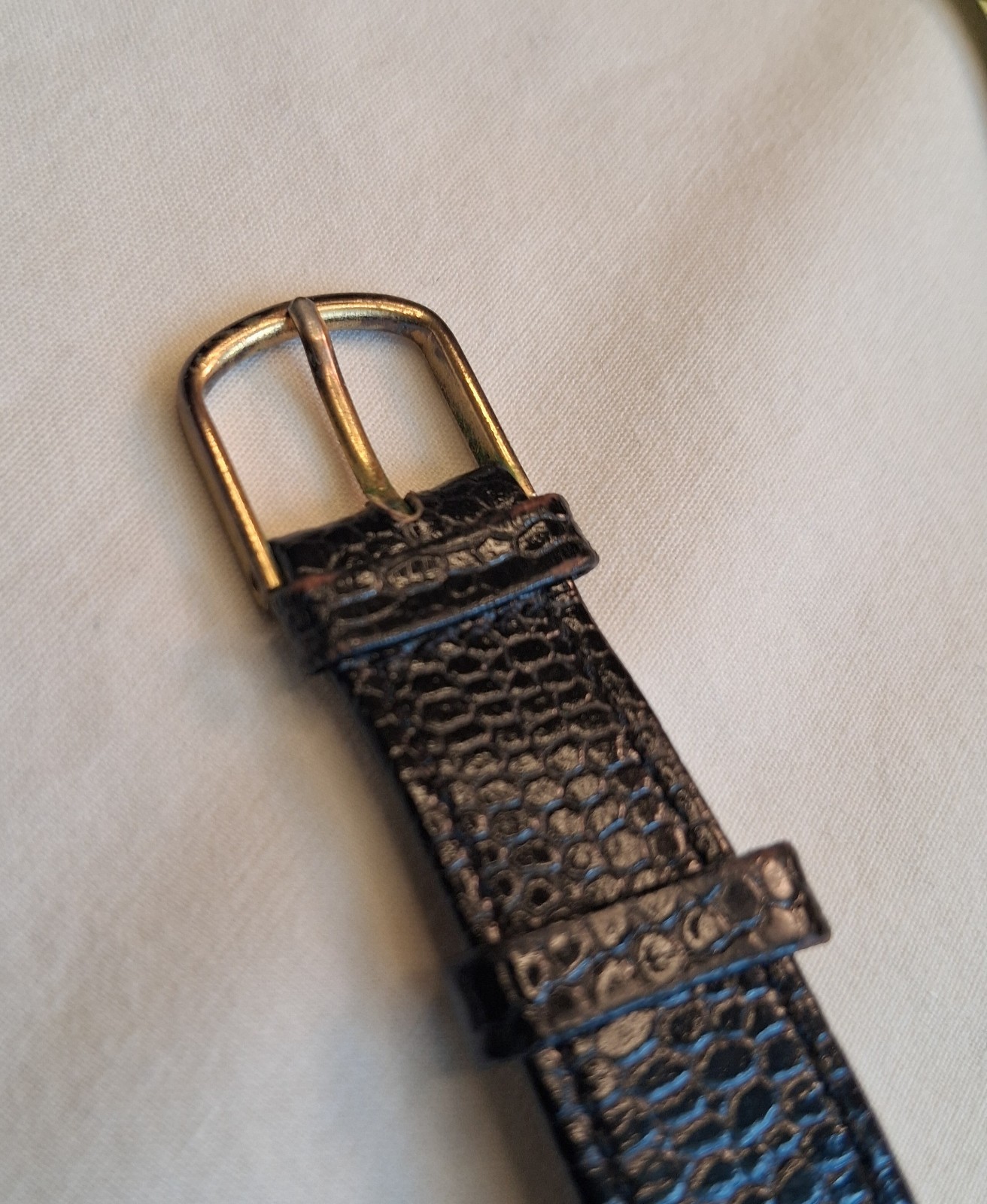 80s FORD MOTOR CO Winning the World Over DEALER WRISTWATCH by RJ Roberts – WORKS