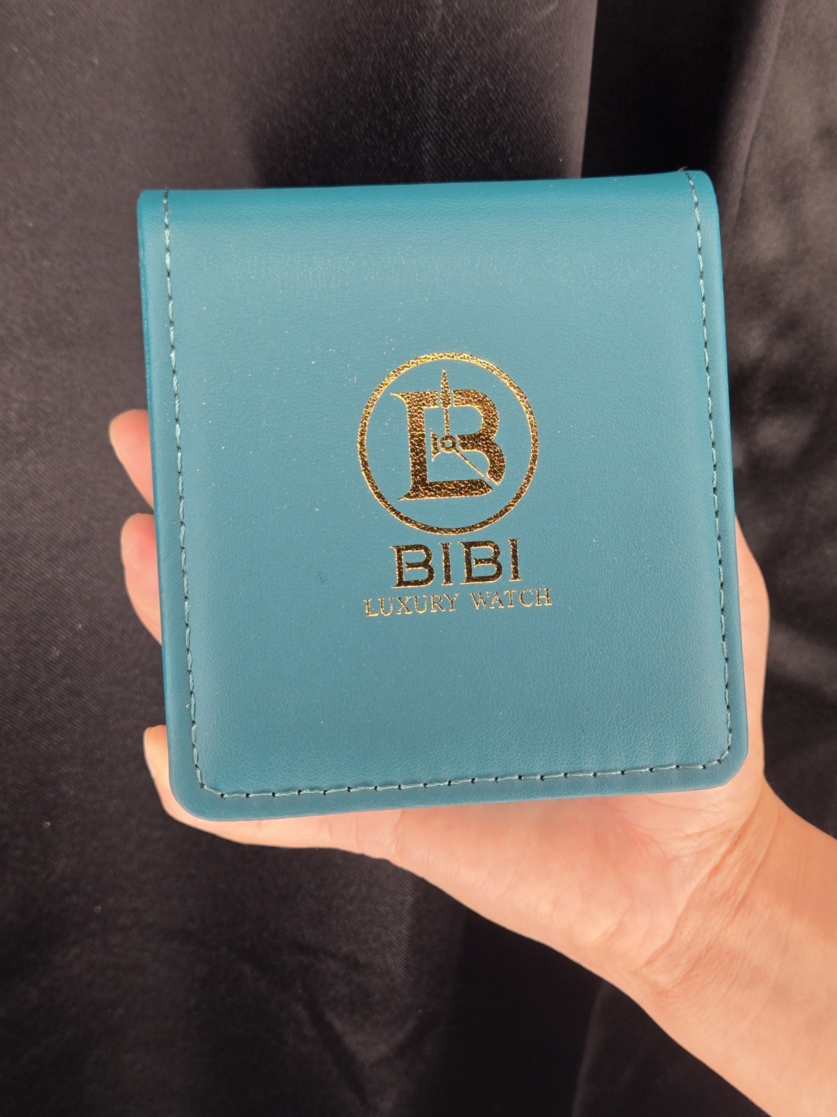 BIBI Luxury Quartz Cardi Style Wristwatch w/ Box