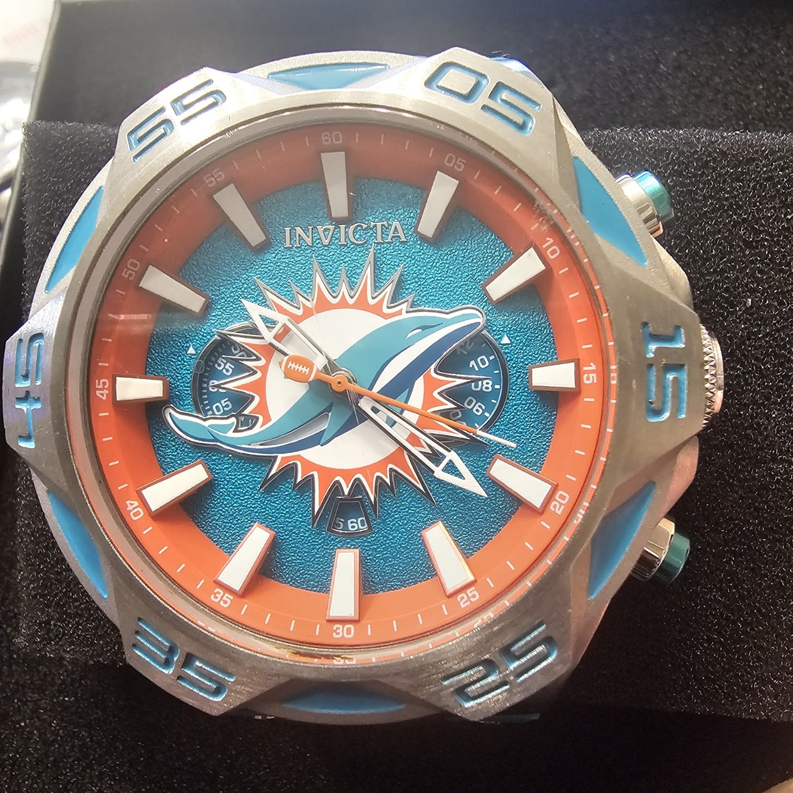 Invicta Men’s Watch. Miami Dolphins Edition