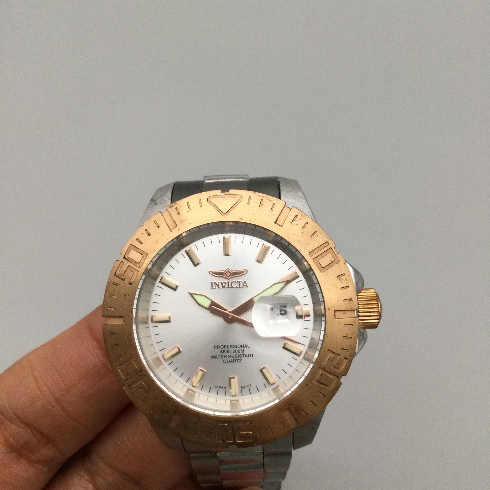 Invicta Pro Diver Ocean Barron Mens Watch 37mm Two Tone 15816 New Battery 8.25″