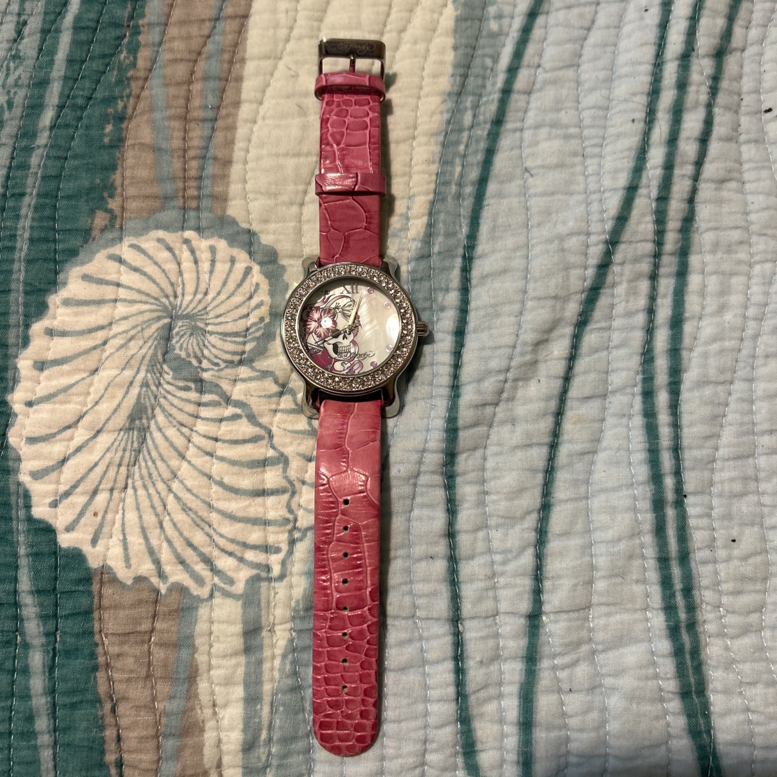 Vintage Women’s Ed Hardy Watch Skull With Flowers Pink Leather Alligator Strap