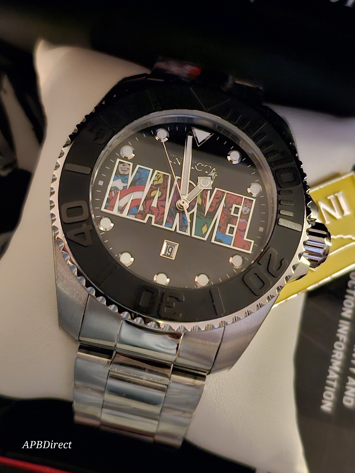 Invicta – Marvel #60 Logo – 50mm Limited Edition Flame-Fusion mens Quartz watch
