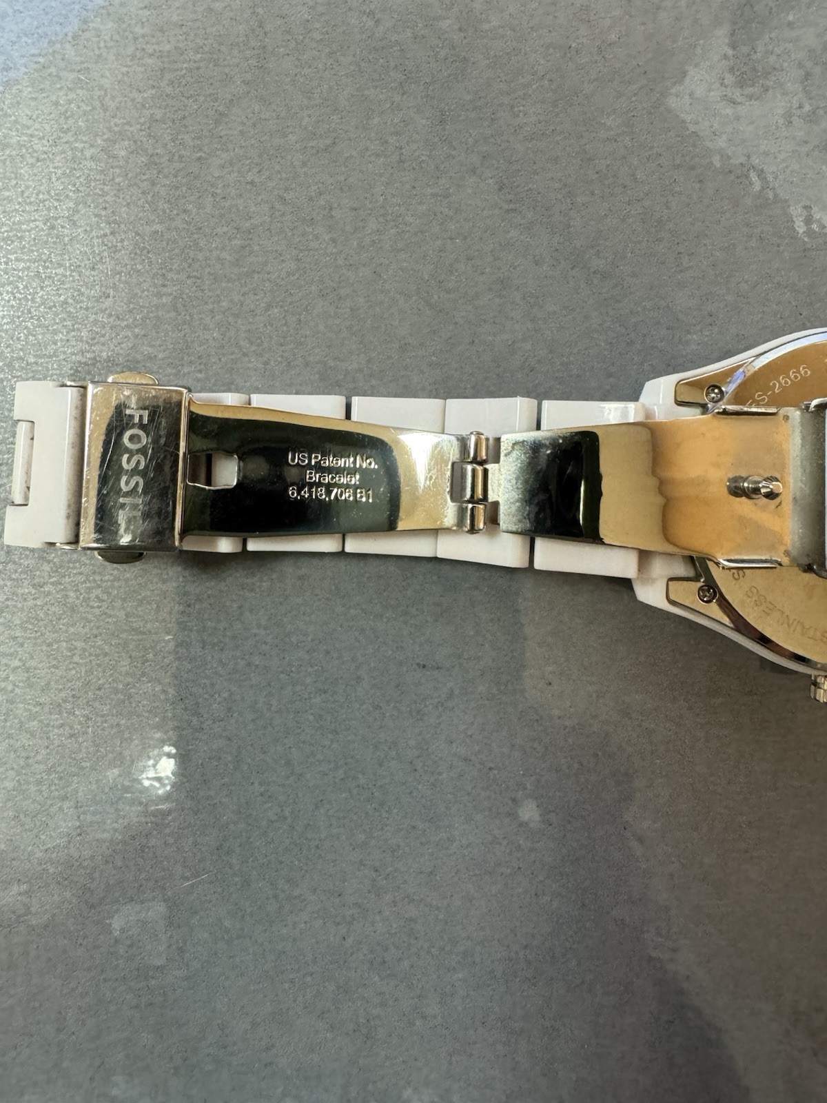 Fossil White Crystal Bezel Blue Face Rare Women’s Fashion Bracelet Watch ES-2666
