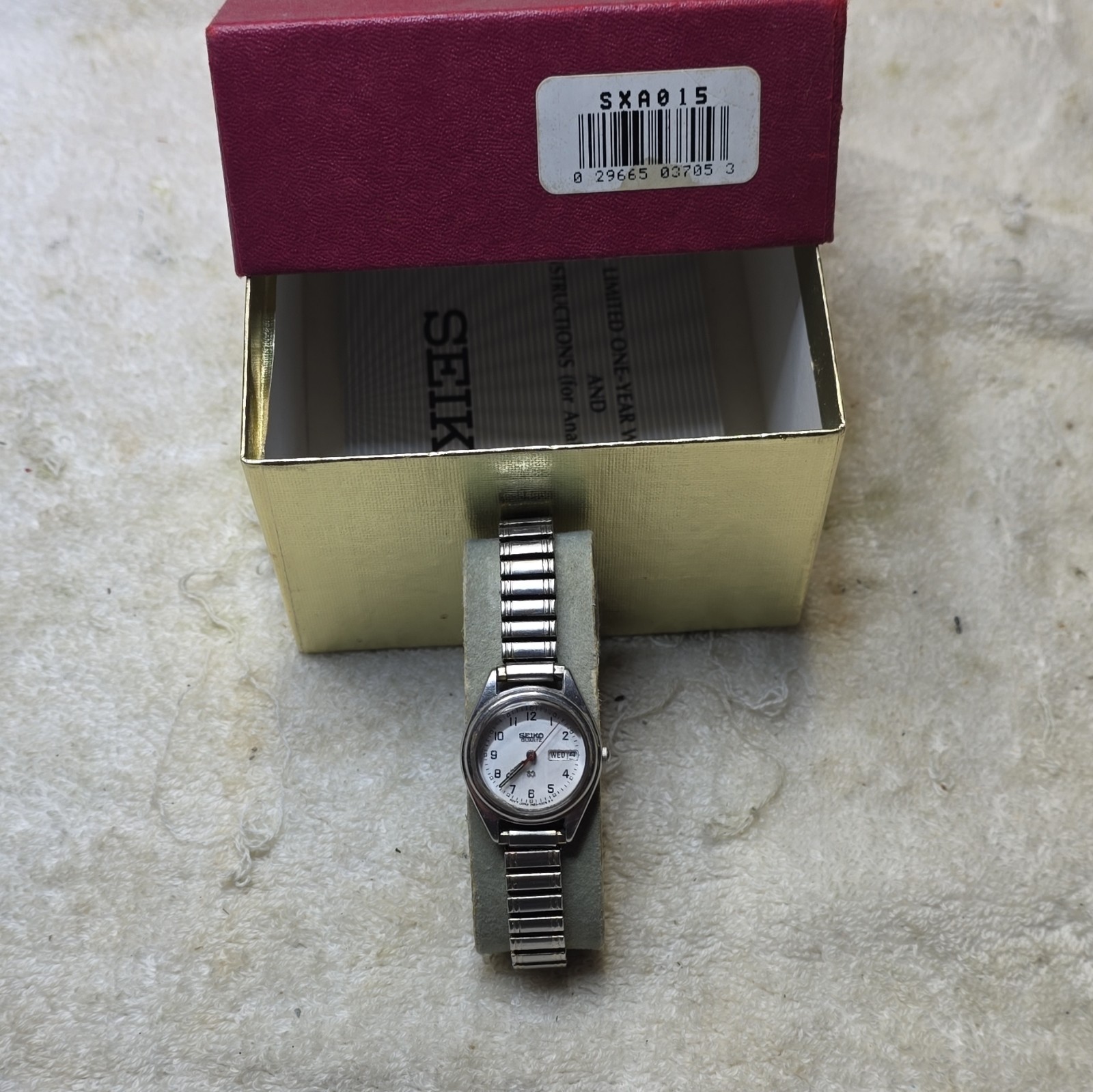 Seiko SQ Watch Women 24mm White Dial Silver Tone Daydate Round 7N83-6A09 New Bat
