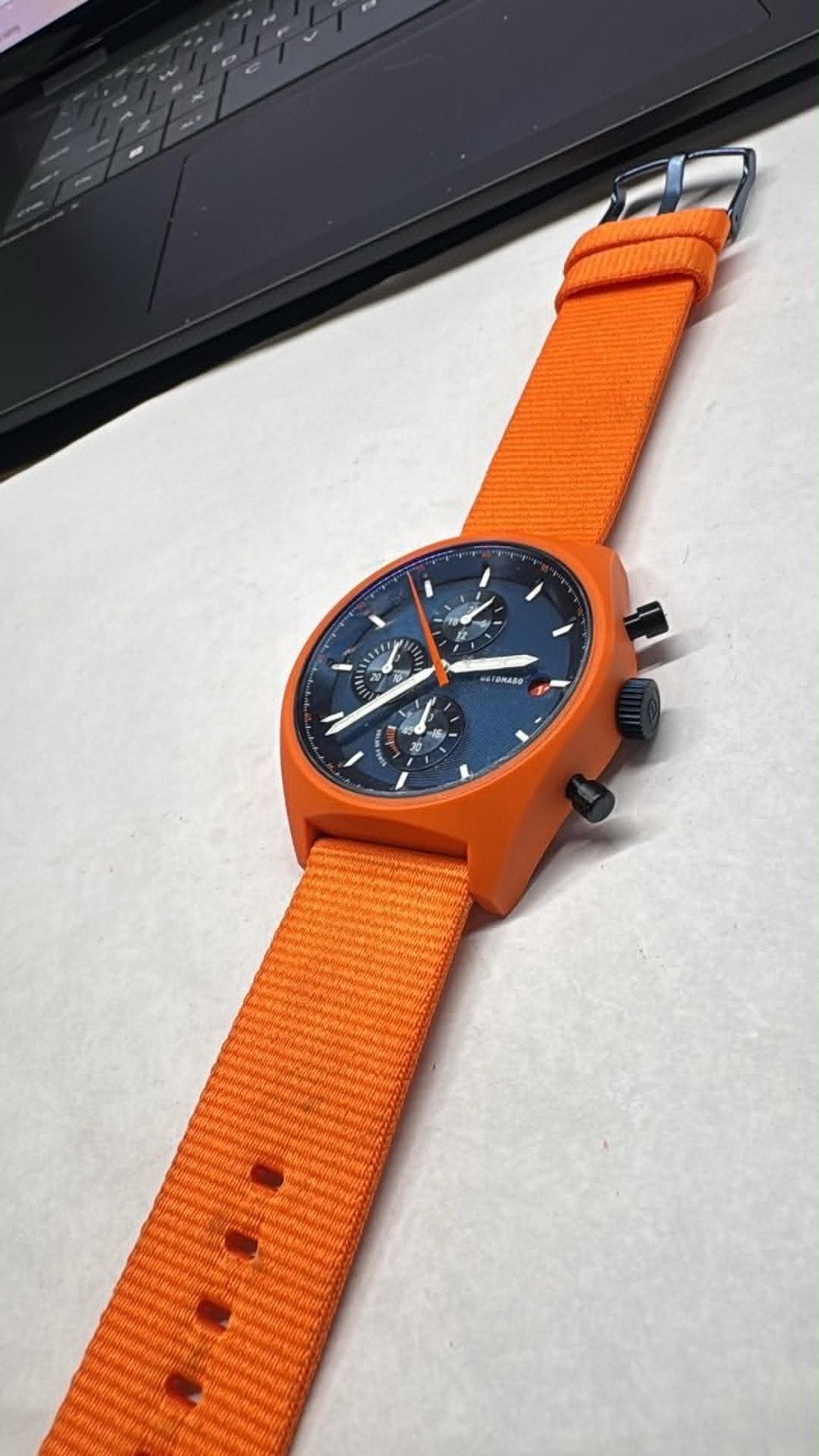 New Mens 44mm Detomaso RESIN CASE Solar Chronograph D17-03 B2309 watch (A40)