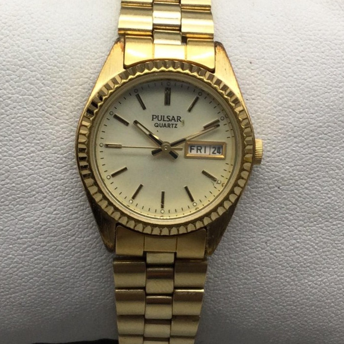 Pulsar Womens Watch 24mm Gold Tone Day Date V783-X003 New Battery 7″