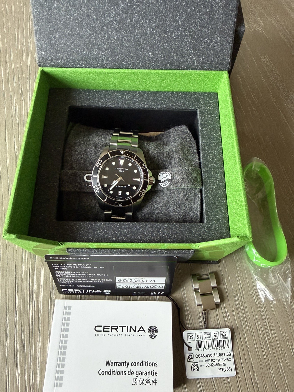 Certina DS Action Diver 40.5mm Quartz Back Dial Men’s Watch C0484074404100