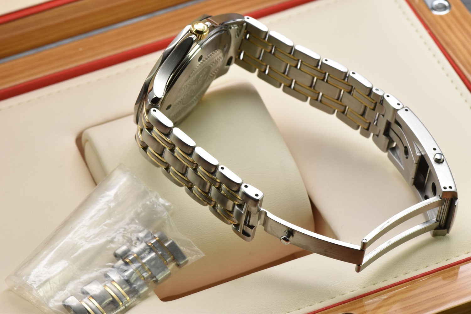 Omega Seamaster Professional 300M 18K Gold & Steel 39.3MM Quartz 2342.20 #2152