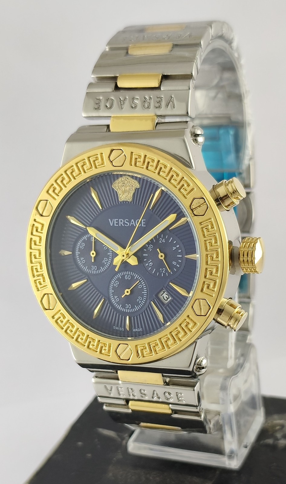 Versace Quartz Chronograph Blue Dial “Date” Men Wristwatch Pre-Owned All Working