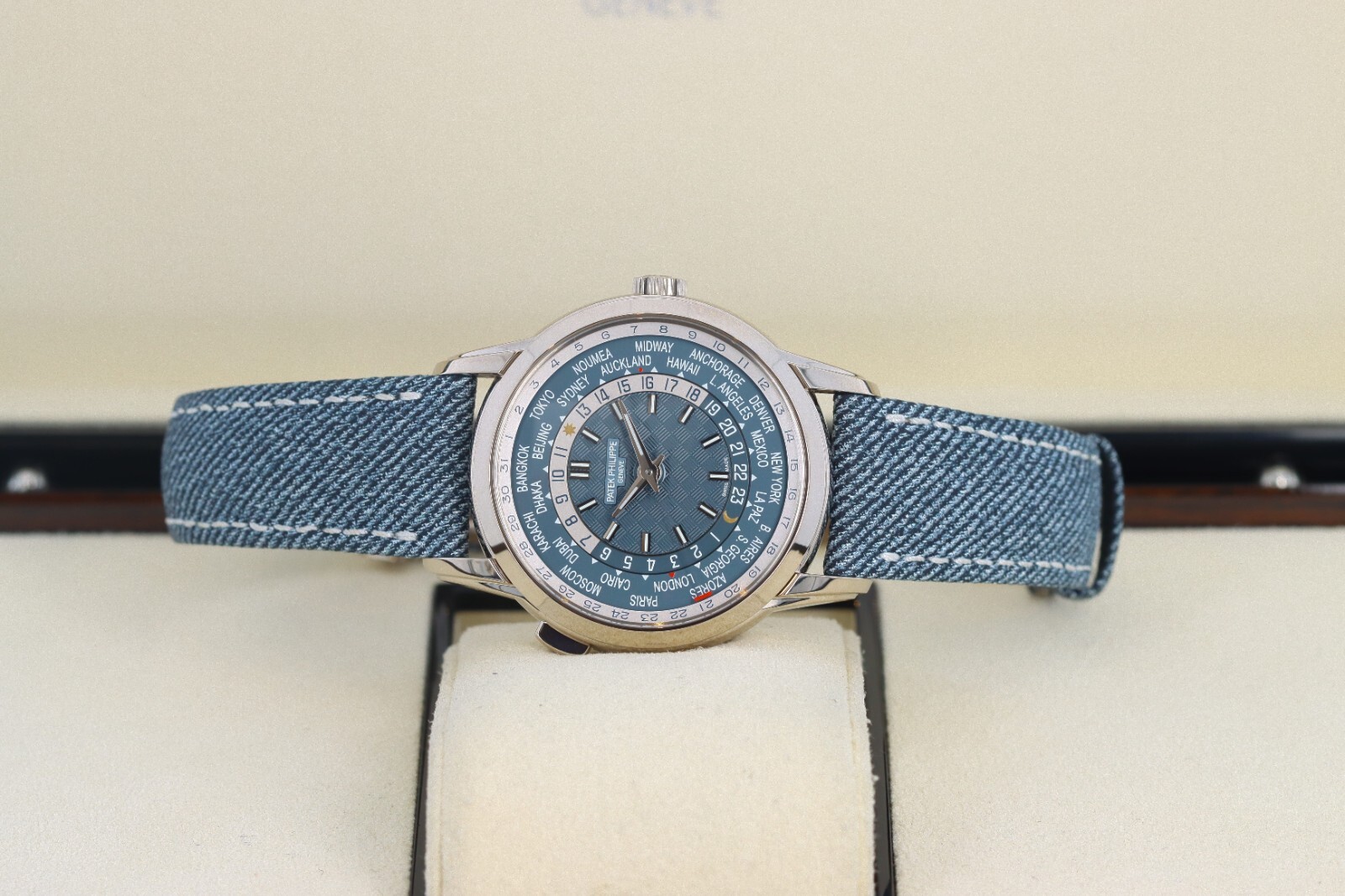 Patek Philippe Complications World Time 5330G-001, Blue/Grey Dial -White Gold