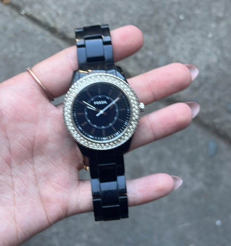 Fossil Women’s Quartz Wristwatch Black Dial Case Bracelet Silver Gem Bezel