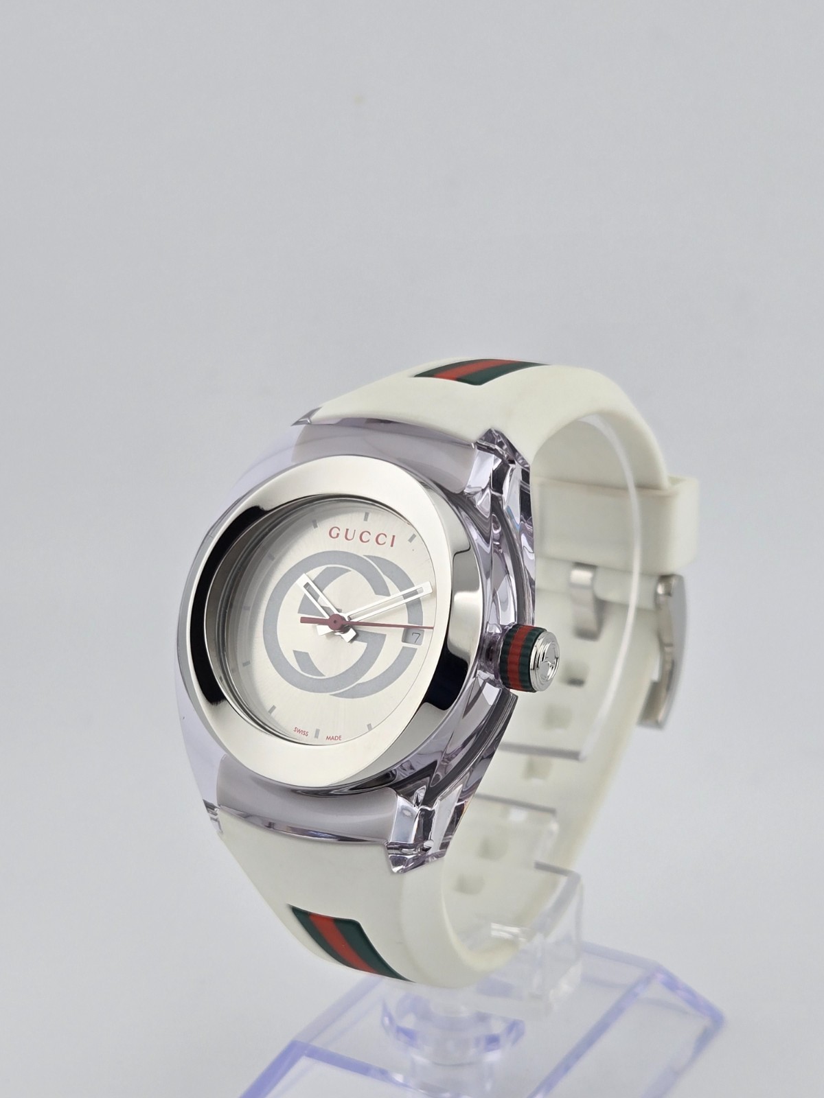 Gucci Sync L YA137302 White Rubber Strap Silver Dial Women’s Watch ⌚