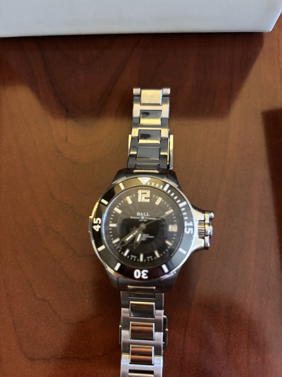 Ball Watch Engineer Hydrocarbon Ceramic Midsize Automatic – DL2016B