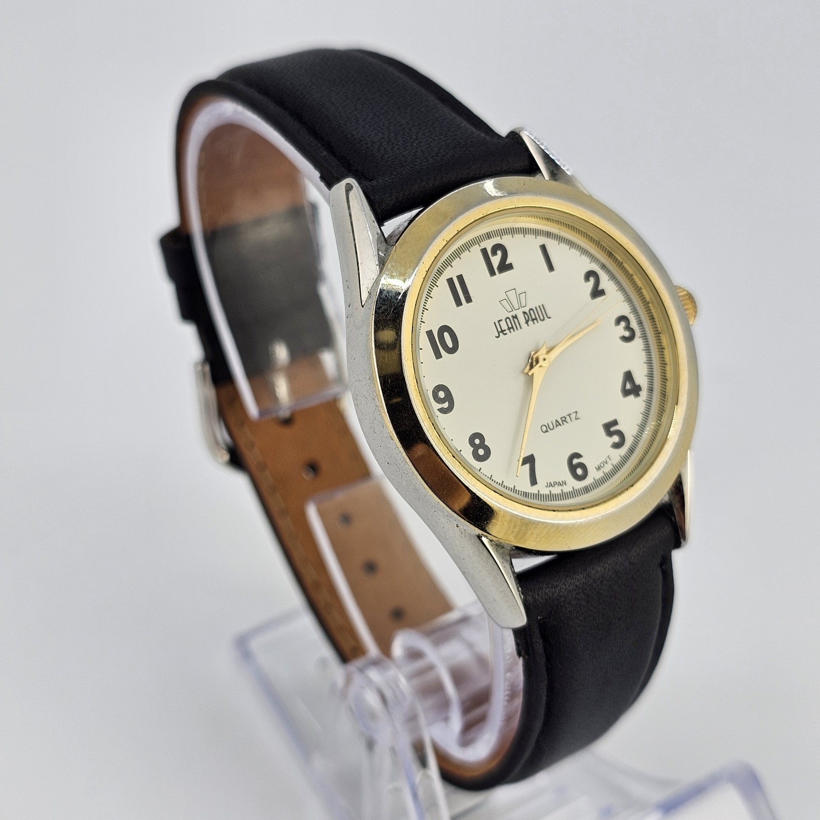 34MM Women Watch Mineral Crystal Cream Dial NEW Black Leather Bands NEW Battery