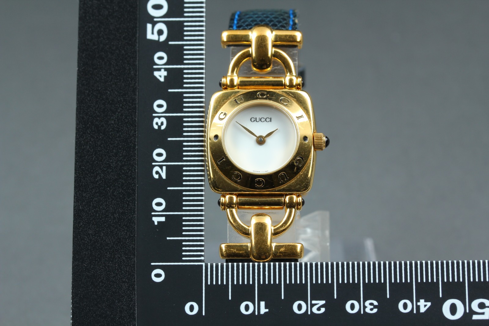 [Exc+5] GUCCI 6300L 22mm White Dial Blue Band Quartz Women’s Watch from JAPAN