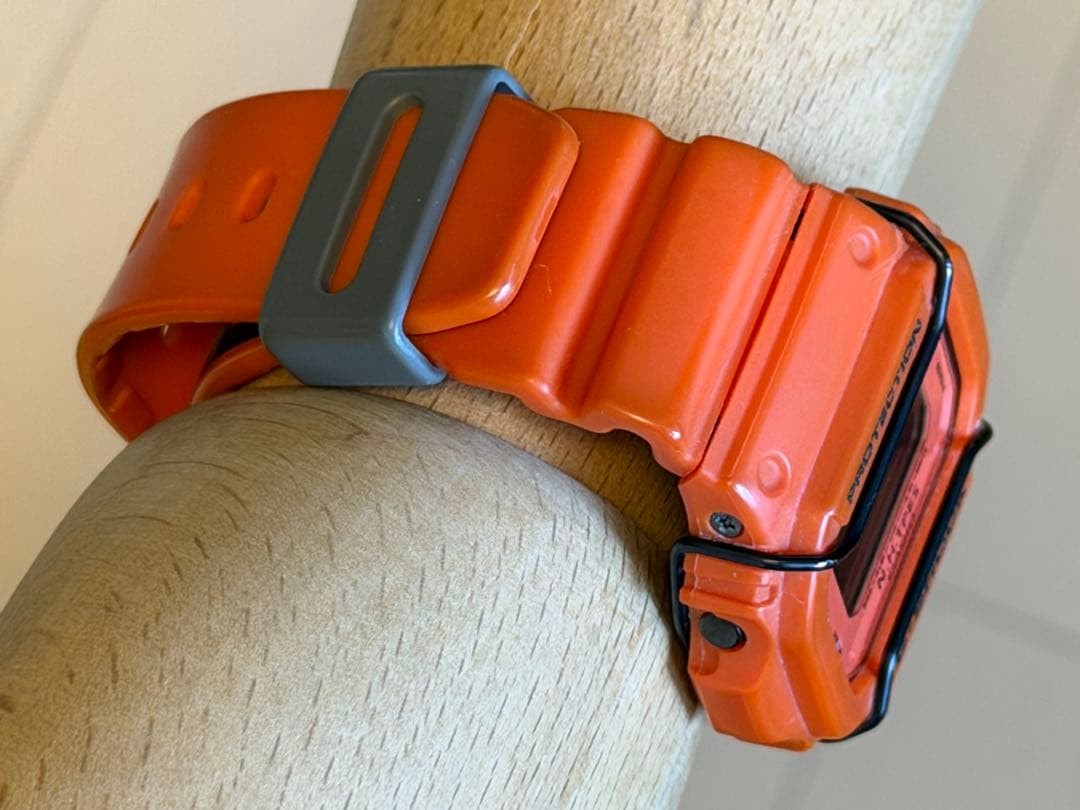 Collaboration G SHOCK N.HOOLYWOOD Limited Speed Orange DW 5600